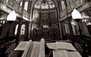 Las enseñanzas del Islam sobre las relaciones interreligiosas: desacreditando el mito de la hostilidad hacia judíos y cristianos