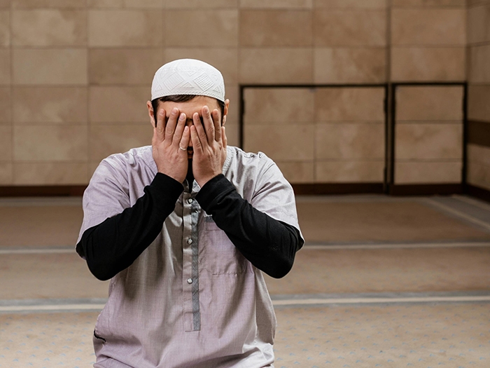 Muslim man praying