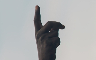 Hand pointing up