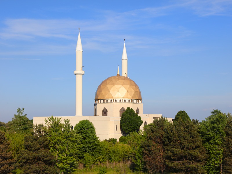 Evolution of Mosque Architecture in North America