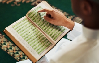 Could a Human Write This? The Qur’an’s Grammar Says No
