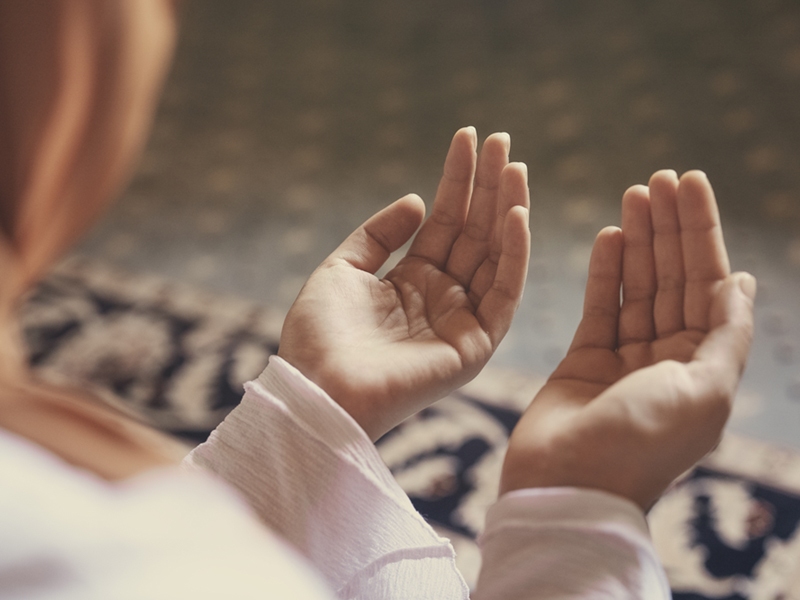Muslim Woman Praying